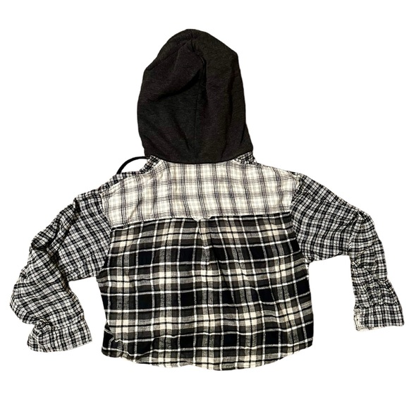 cropped hooded flannel - Picture 3 of 6